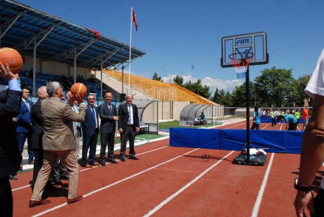 Burdur’da Yaz Spor Okulları Start Aldı