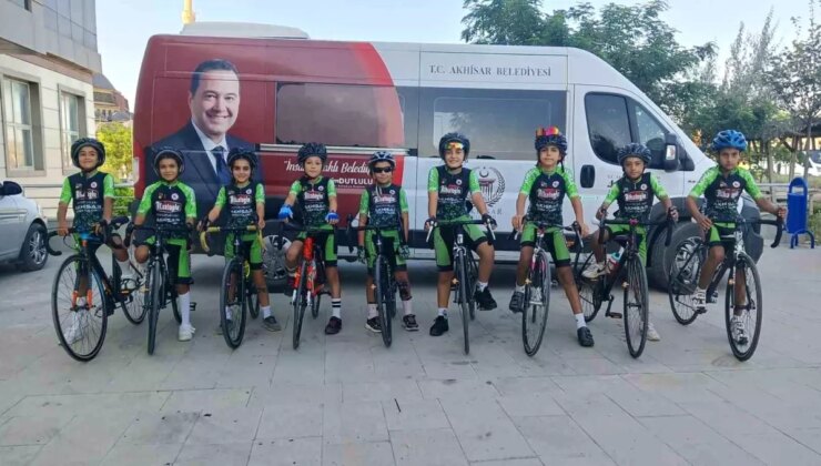 Akhisar İlçe Spor Kulübü Bisiklet Kadrosu Başarılarına Yenisini Ekledi