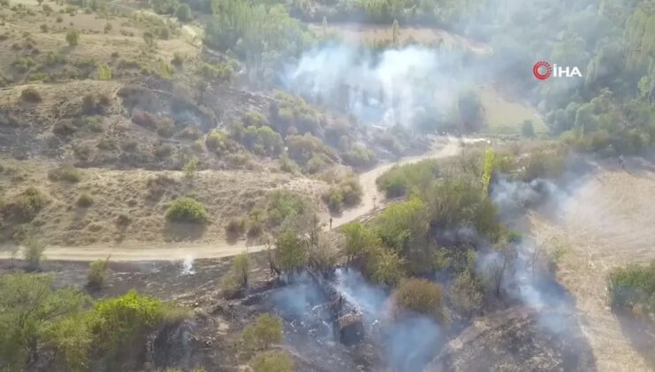 Burdur’da ağaçlık alanda çıkan yangın köylülerin imece yöntemi gayretiyle söndürüldü