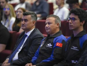 Uzay Programı Amaçları İçin Öğrencilere Mesleksel Eğitim Programı