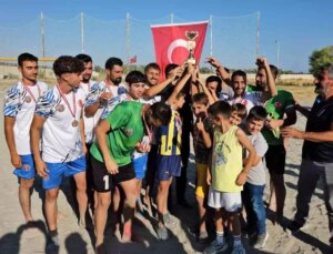 Adilcevaz Belediyespor Plaj Futbolu Ligi’nde bir üst çeşide çıktı