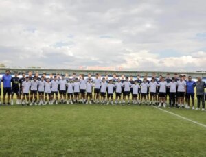 Belediye Kütahyaspor, Zafer Kupası müsabakasıyla yeni dönemi açtı