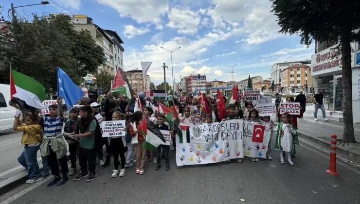 Antalya, Isparta ve Burdur’da İsrail’in Akınlarına Protesto Yürüyüşü