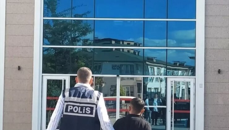 Burdur’da Sadaka Kutularından Para Çalan Zanlı Tutuklandı