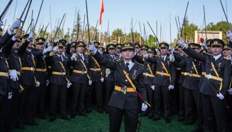 Teğmenler yemin için 7 sefer müracaat yapmış