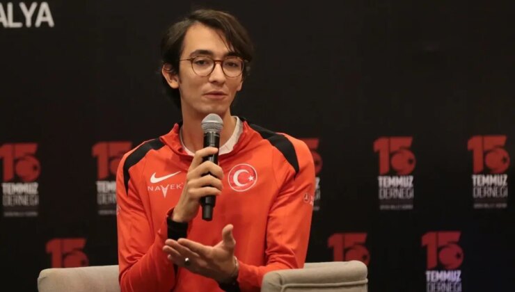 Ulusal okçu Mete Gazoz, Antalya’da gençlerle buluştu Açıklaması