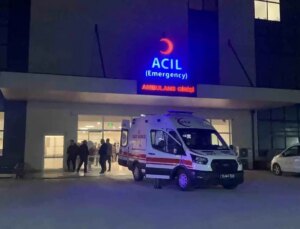 Burdur’da Bıçaklı Hengame: Baba ve Oğul Yaralandı