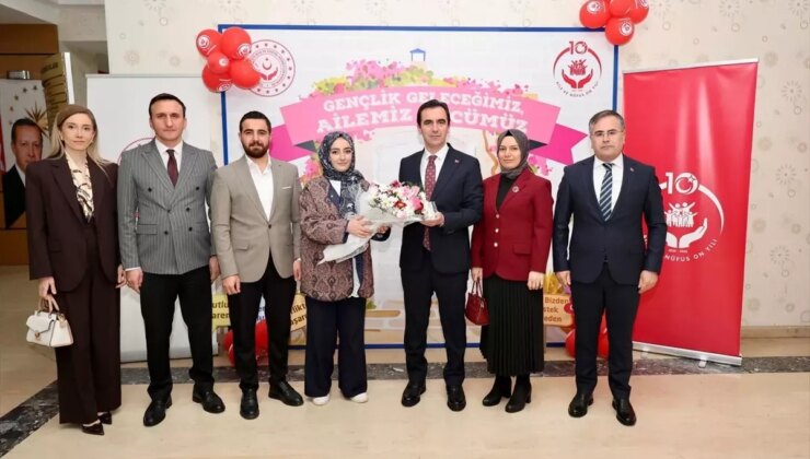 Bitlis’te Aile Buluşması İftar Programı