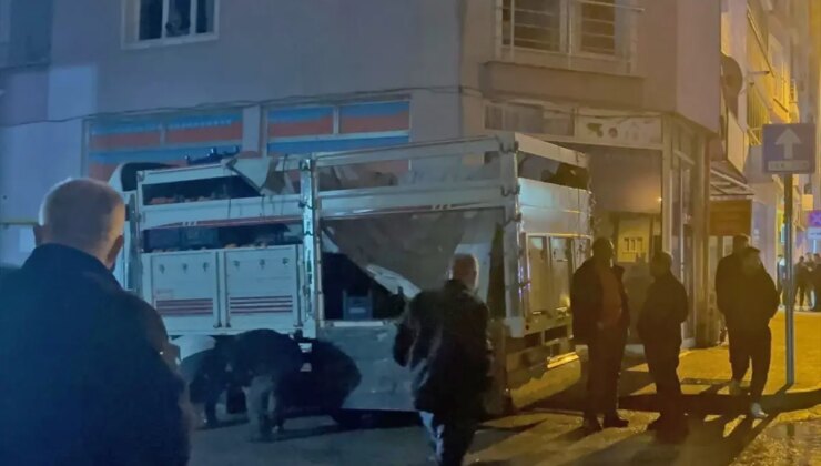 Mersin’de 17 Yaşındaki Çocuk 4. Kattan Düştü