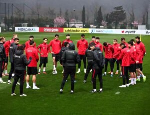 A Ulusal Ekip, Romanya Maçı Öncesi Hazırlıklarını Sürdürüyor
