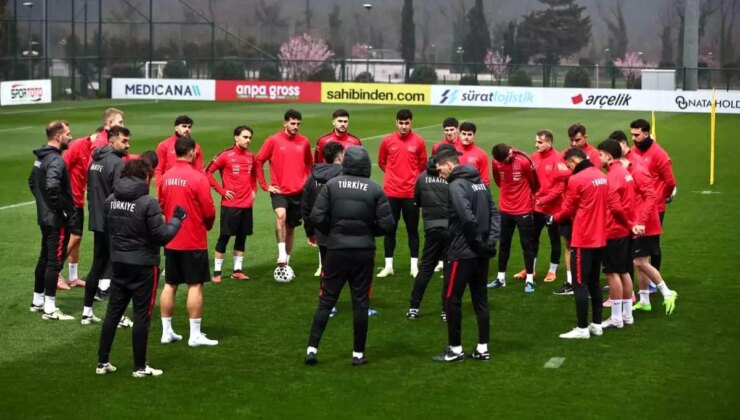 A Ulusal Ekip, Romanya Maçı Öncesi Hazırlıklarını Sürdürüyor