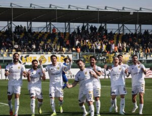 Aliağa Futbol Tepe Takipçisinde Kritik Maç