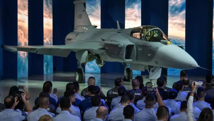 Brezilya’nın Birinci Süpersonik Savaş Uçağı Tanıtıldı