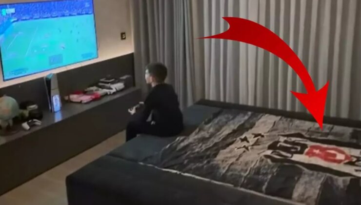 Fenerbahçe’nin eski yıldızı oğlunu oyun oynarken paylaştı! Yataktaki Beşiktaş ayrıntısı bomba