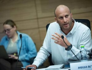 İsrailli vekil Filistinli çocukların öldürülmesini savundu