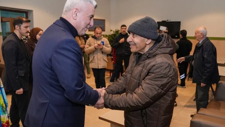 Ticaret Bakanı Ömer Bolat, Darülaceze sakini Fuzuli Nedim Şimşek’i ziyaret etti