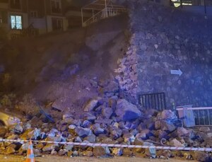 Bursa’da İstinat Duvarı Çöktü