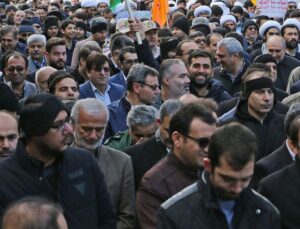 İran, ABD ve İsrail’le işbirliği yapan 100’den fazla kişinin mal varlığına el koydu