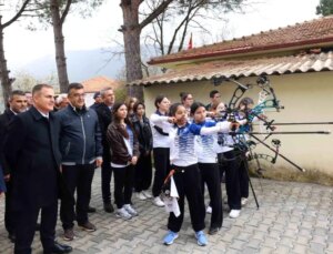 Muğla Valisi’nden Okçuluk Ziyareti