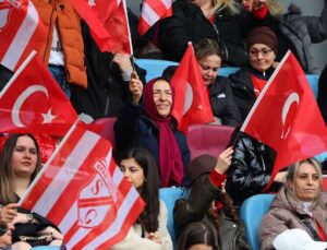 Sebat Gençlikspor, 2. Lige Yükseldi!
