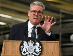 Starmer: Güç Fiyatları İçin Putin ve Trump Sorumlu