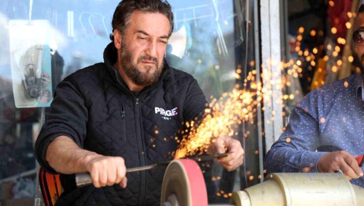 Elazığ’da Bıçak Ustaları Bayram İçin Mesai Yapıyor