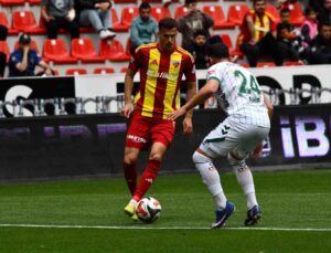 Kayserispor-Konyaspor Maçı Başladı