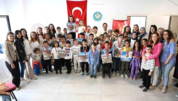 Minik satranççılar Manisa’da yarıştı