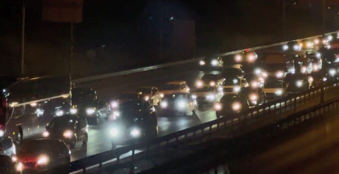 İstanbul’a Dönüşte Trafik Yoğunluğu