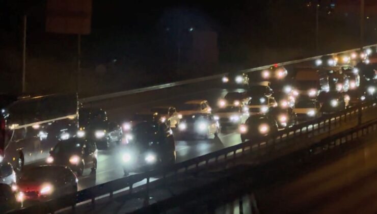 İstanbul’a Dönüşte Trafik Yoğunluğu