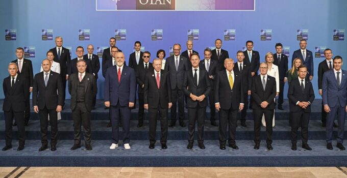 Erdoğan’dan tarihi doruğa katılan başkanlara sürpriz armağan