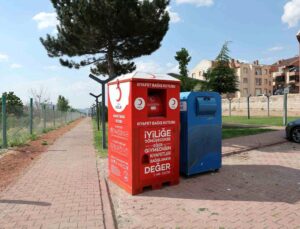 Hacılar’da kıyafet bağış kutuları hizmete girdi